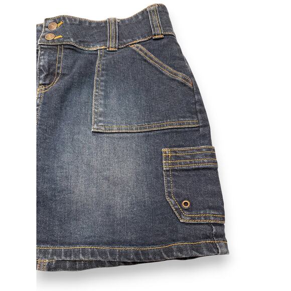 Y2K Old Navy Dark Blue Denim Mini Cargo Pocket Skirt Size 2 - Picture 5 of 9